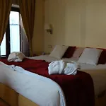 Rural Cayetana Hotel