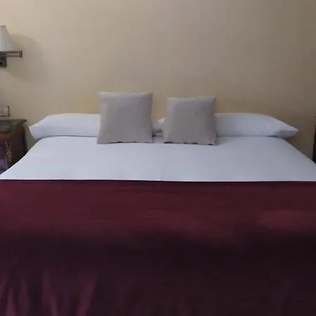 Rural Cayetana 4*