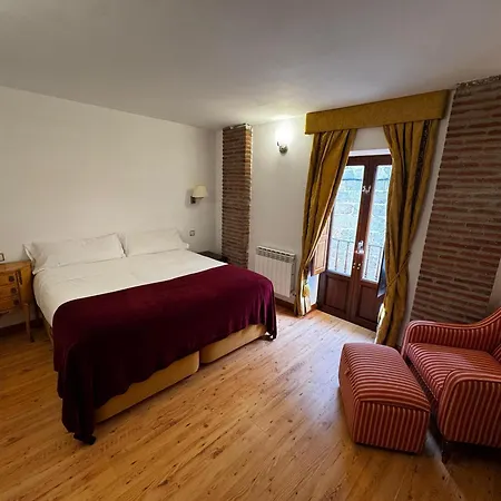 Rural Cayetana Szálloda 4*
