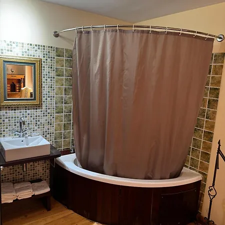 Hotel Rural Cayetana 4*