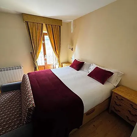 Otel Rural Cayetana Piedrahita (Castile and Leon)