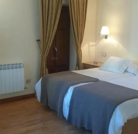 Rural Cayetana Piedrahita (Castile and Leon)