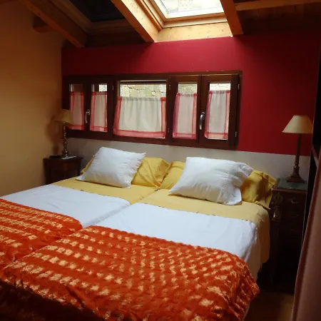 Rural Cayetana Hotell 4*