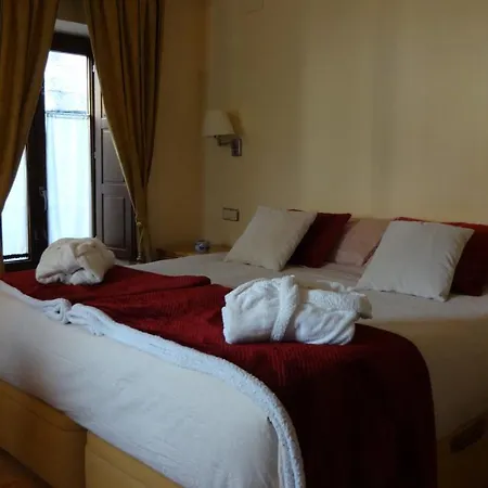 Rural Cayetana Hotell