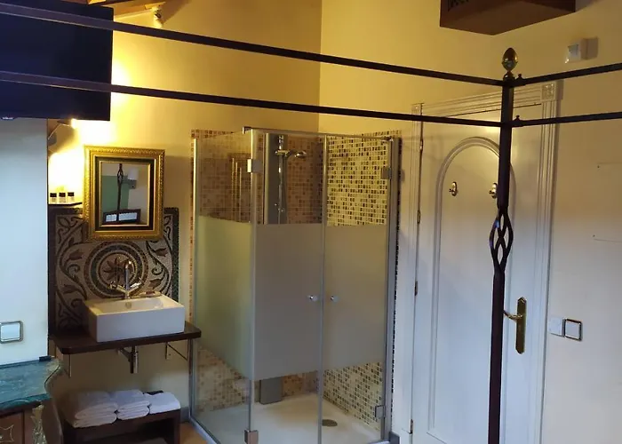 Rural Cayetana Hotel